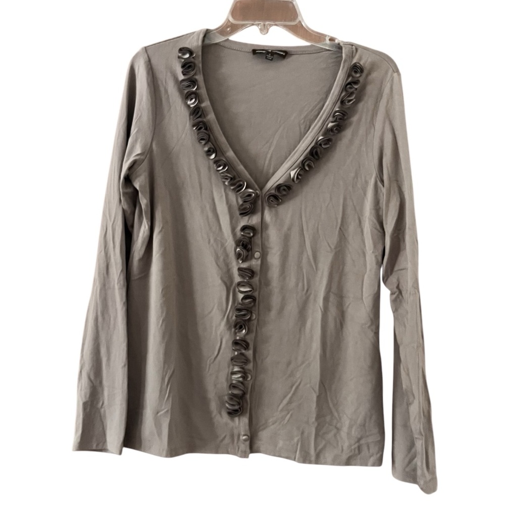 Adrienne Vittadini Woman’s Gray Large Button Up Long Sleeve Top